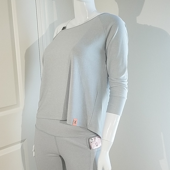 X By Gottex  Long Sleeve Tee - Picture 7 of 8